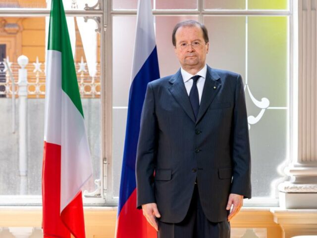 Опасная стратегия Запада: в РФ указали на скрытое использование Киева