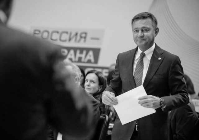 Власти в шоке: Кремль прокомментировал самоубийство экс-министра транспорта