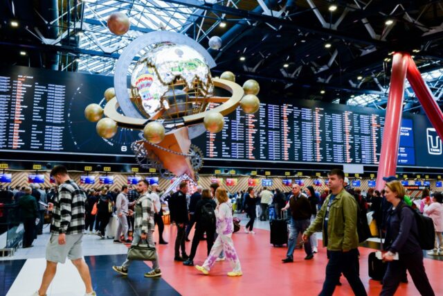 Полвека вне зоны доступа: части граждан Украины запретили въезд в РФ