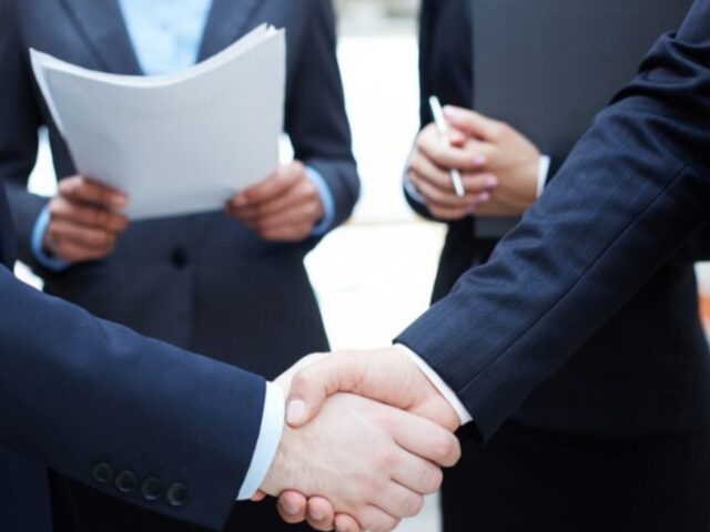 Марионеточная дипломатия: Азербайджан и Армения выбрали мир по указке США