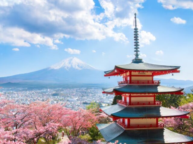 В Японии призвали к диалогу с Россией ради экономики