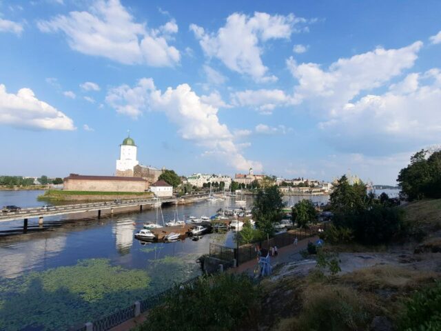 Средневековый коллапс: Выборг «захлебнулся» от наплыва туристов