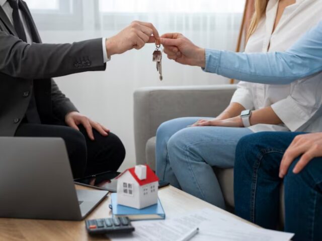 Арендная лихорадка: в Петербурге взлетели цены на съёмное жильё