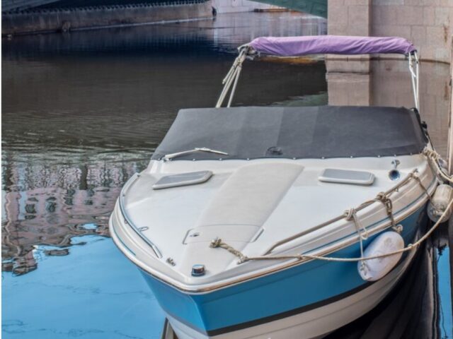 Западня на Неве: судовладельцы Петербурга оказались в капкане новых правил