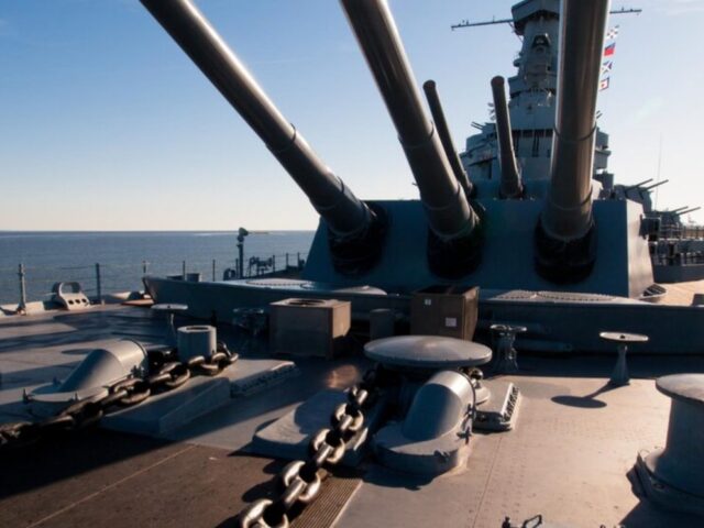 Первая жертва: на Западе раскрыли возможное начало сценария войны РФ и НАТО