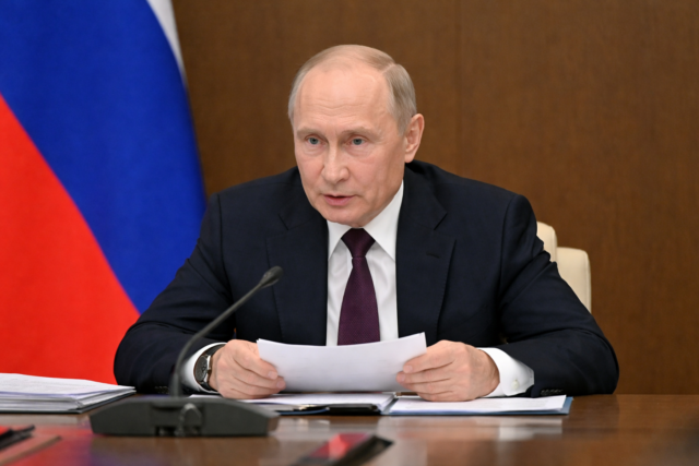 «Рукотворный» тормоз: Россия выбирает «мягкую посадку» экономики