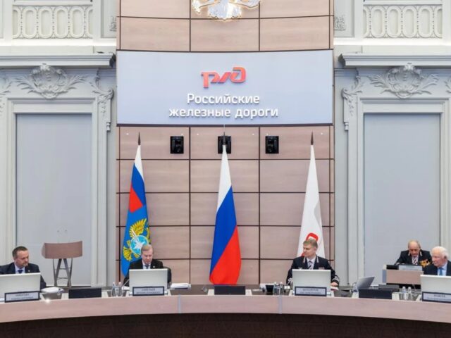 Десять заводов для железобетонных гигантов: в РЖД раскрыли планы по ВСМ