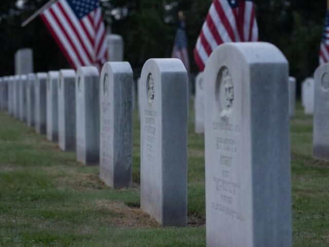 В США ширится кладбище ветеранов: появились свежие могилы наёмников ВСУ