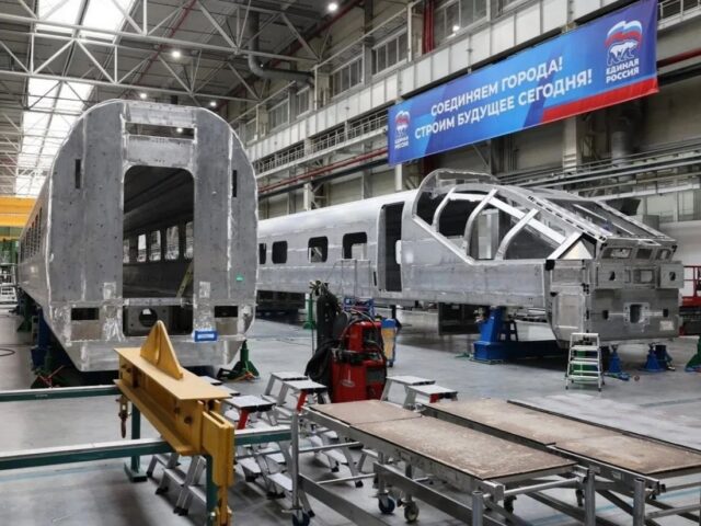 Рождение суперпоезда: в РФ показали новый этап создания российской ВСМ